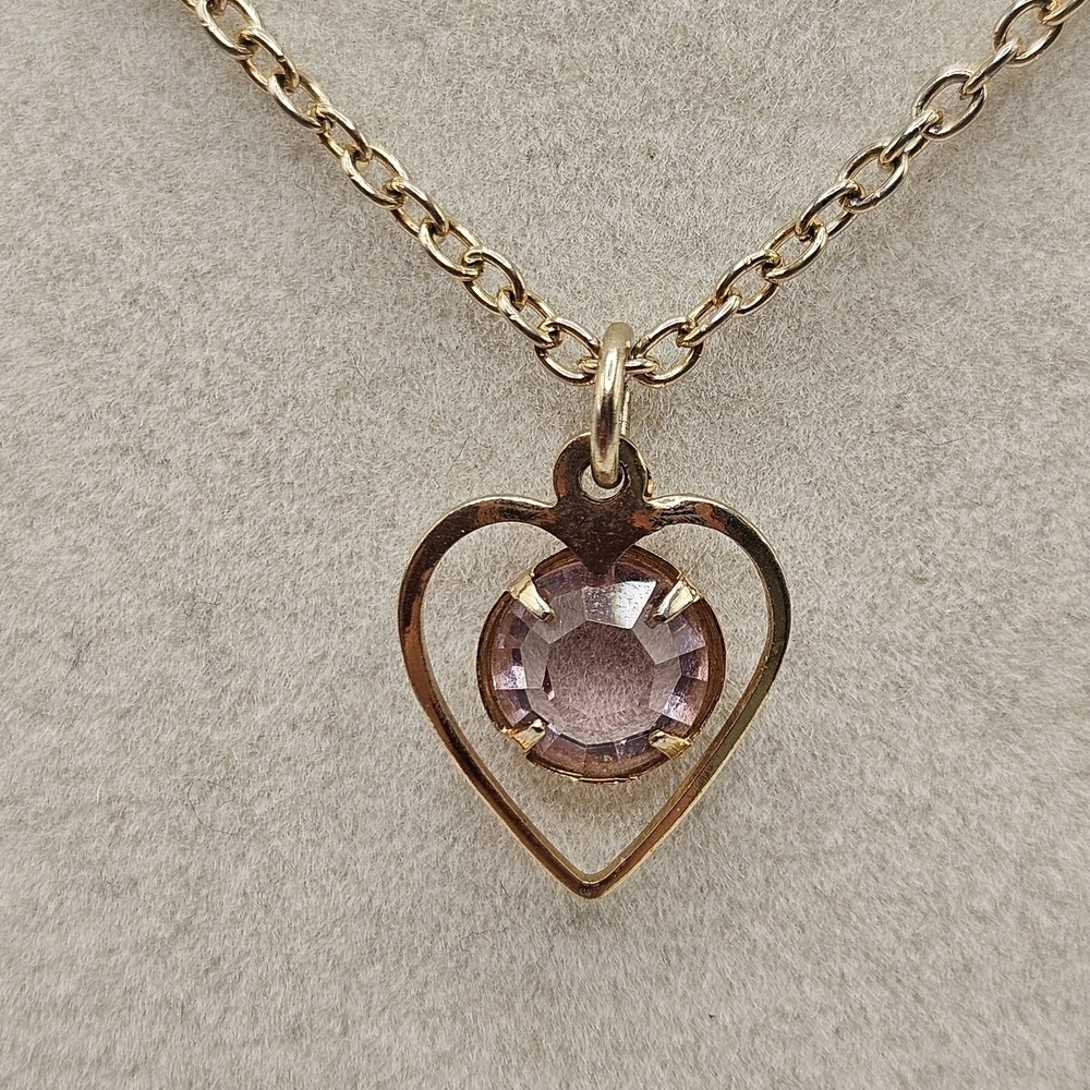 VINTAGE Child's Gold Tone Pink Rhinestone Heart Pendant Dainty Necklace